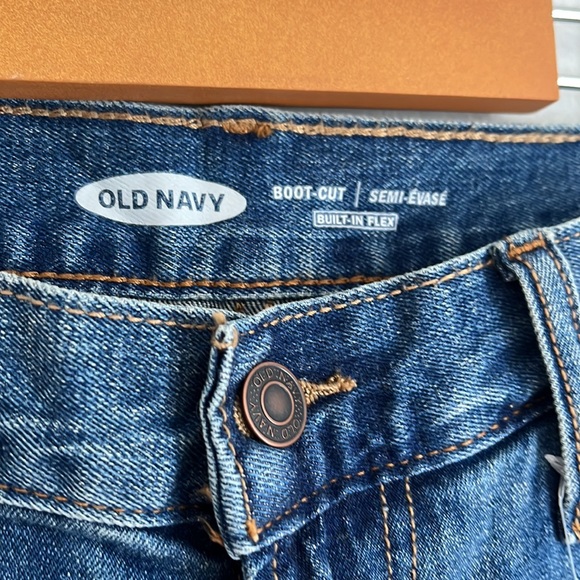Old Navy Jeans / New / Boot-Cut / 34x30 - Picture 7 of 7